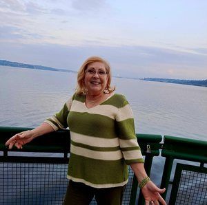 Meet your Posher, Christine